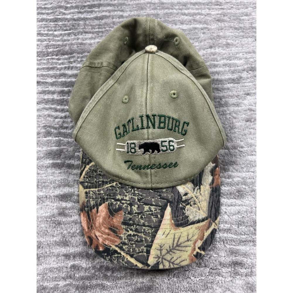 CS Baseball Cap Unisex OSFM Green Gatlinburg Tennessee Camo Bear Dad Hat